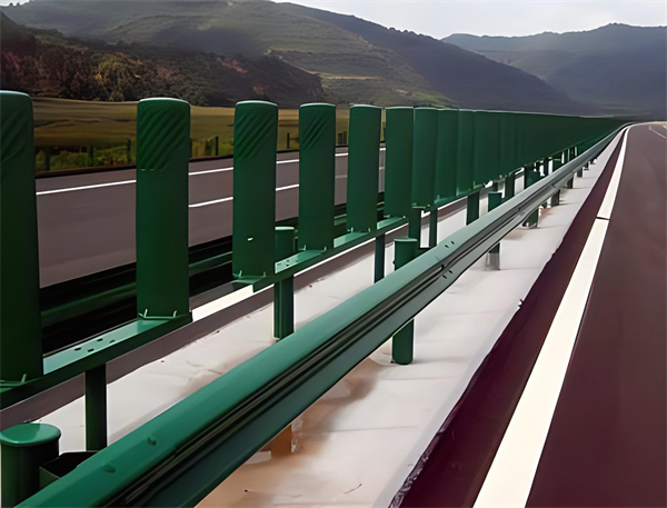 宜春三波护栏板在高速公路的应用